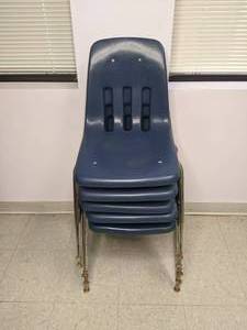 lot 230 image: Set of (5) Vinatge Stackable Schoolchairs
