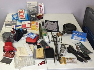 lot 463 image: Mixed Lot of Camping Supplies Lot 23