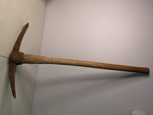 lot 439 image: Vintage Pick Axe