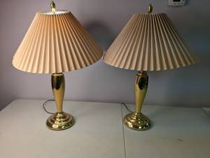 lot 448 image: Pair of Beautiful Vintage Brass Table Lamps