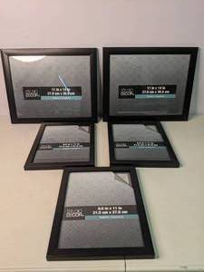 lot 390 image: Lot of (5) Adorable Picture Frames