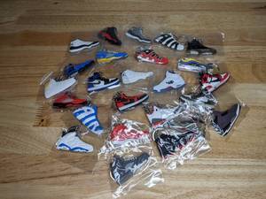 lot 51 image: 25 Brand New Nike and Jordan Shoe Sneaker Keychains Retro Air