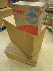 lot 436 image: KIMBERLY-CLARK WYPALL X60 FAST-ABSORBING HYDRO-KNIT CLOTHS - BULK CASES