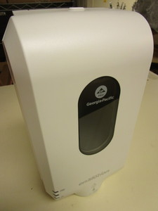 lot 447 image: GEORGIA-PACIFIC PRO EN-MOTION AUTOMATED TOUCHLESS SOAP  SANITIZER DISPENSERS - BULK SUPPLY