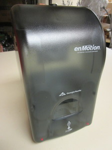 lot 442 image: GEORGIA-PACIFIC EN-MOTION AUTOMATED TOUCHLESS FOAM SOAP  SANITIZER DISPENSERS - BULK SUPPLY