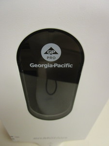 lot 449 image: GEORGIA-PACIFIC PRO EN-MOTION AUTOMATED TOUCHLESS SOAP  SANITIZER DISPENSERS - BULK SUPPLY