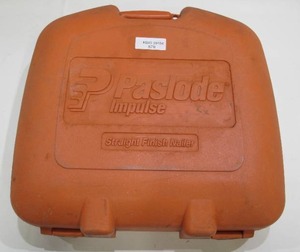 lot 578 image: Paslode Im250 II 900400 Cordless 16 Gauge Straight Finish Nailer Nail Gun