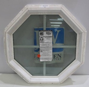 lot 592 image: Jeld-Wen Octagonal 24 Inch House Home Window - White