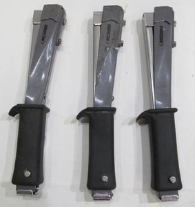 lot 617 image: 3-Pack Arrow HT55 Slim Hammer Tacker Stapler
