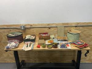 lot 87 image: Large Lot of SewingCrafting Items