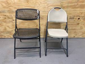 lot 55 image: Lot of 2-  Folding Chairs