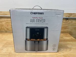 lot 57 image: CHEFMAN 8qt Digital Air Fryer - Silver