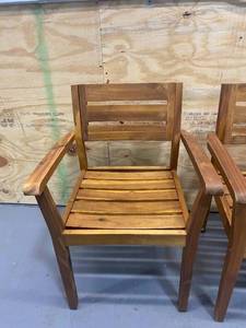 lot 99 image: Lot of 4 Outdoor Chairs with 2 Bonus Cushions