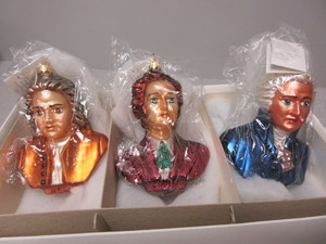 lot 359 image: CHRISTOPHER RADKO LIMITED EDITION HOOKED ON CLASSICS HOLIDAY ORNAMENTS