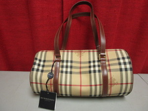 lot 422 image: BURBERRY PURSE