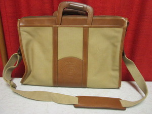 lot 429 image: VINTAGE MARLEY-HODGSON EXPEDITER THE ORIGINAL GHURKA BAG, W LEATHER TRIM