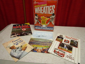 lot 461 image: WHEATIES AUTOGRAPHED 1991 WORLD CHAMPIONS MINNESOTA TWINS BOX, MORE TWINS SIGNED ITEMS