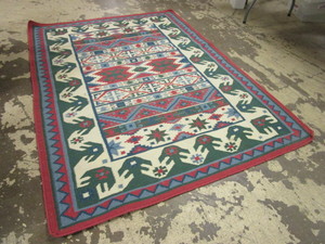lot 465 image: HANDMADE NATIVE AMERICAN RUG 4 x 6