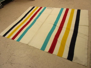 lot 466 image: HUDSONS BAY POINT BLANKET, 100% WOOL, MADE IN ENGLAND, 6 x 8