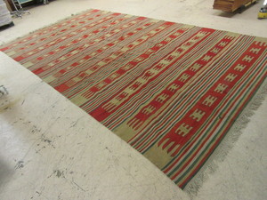 lot 468 image: LARGE, NATIVE AMERICAN, HAND MADE RUG