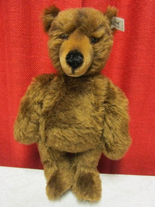 lot 472 image: VINTAGE STEIFF ORIGINAL TEDDY BEAR, MADE IN WESTERN GERMANY, 33128