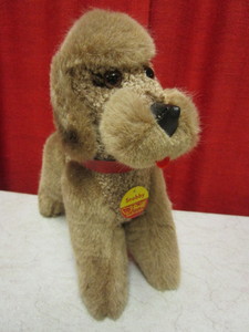 lot 473 image: VINTAGE STEIFF SNOBBY DOG, MADE IN GERMANY, 264156