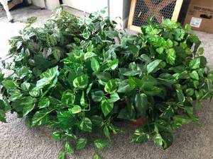 10 Silk Potted Plants