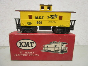 KMT THE KATY M-K-T SERVES THE SOUTHWEST WELL CABOOSE, O GAUGE,W ORIGINAL BOX