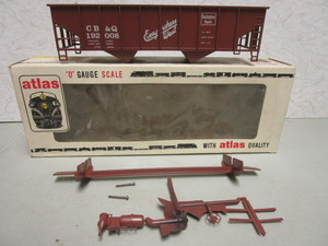 VINTAGE ATLAS C.B. & Q. BURLINGTON ROUTE EVERYWHERE WEST HOPPER, O GAUGE