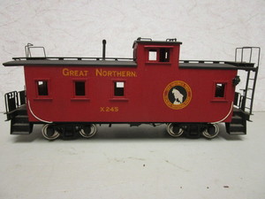 OVERLAND MODELS GREAT NORTHERN RY. 30 WOOD CABOOSE, O SCALE, W ORIGINAL BOX