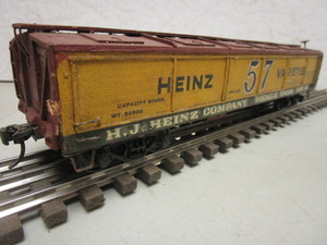 SCRATCH-BUILT HEINZ 57 VARIETIES PICKLE TANK CAR, O GAUGE