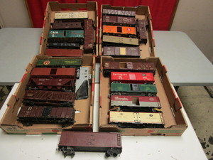 ASSTD. VINTAGE, SCRATCH-BUILT, KIT-BUILT O GAUGE TRAIN CARS, SANTA FE, BURLINGTON, HIAWATHA,  MORE