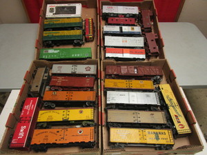 ASSTD. VINTAGE, SCRATCH-BUILT, KIT-BUILT O GAUGE TRAIN CARS
