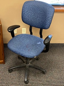 lot 26 image: (2) Office Chairs, (1) Wooden Cabinet, (1) Wood-Surround Trash Bin Cabinet