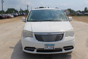2011 Chrysler Town & Country Touring L