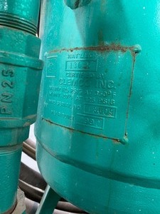 lot 5 image: CLEMCO COMMERCIAL SAND BLASTER