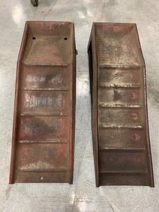 lot 12 image: VEHICLE RAMPS