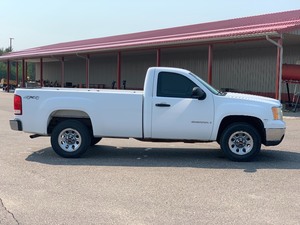 lot 1 image: 2007 GMC K1500 4X4