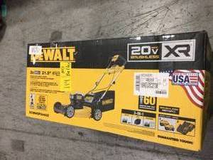 21.5 in. 20-Volt MAX Lithium-Ion Cordless Battery Walk Behind Self Propelled Mower by DEWALT (battery not included) review pictures