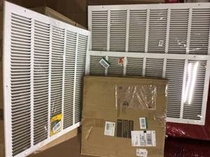 18 in. x 18 in. Square Return Air Filter Grille of Steel in White by Venti Air Customer Returns See Pictures