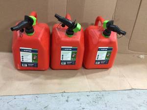 5 Gal. Smart Control Gas Can by Scepter Customer Returns See Pictures
