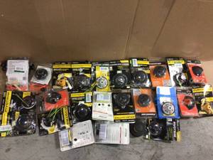 MIX LOT OF MISCELANEOUS ITEMS Customer Returns See Pictures