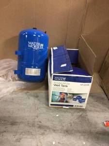 Water Worker HT-20HB Well Tank Horz Pressure 20 Gal Customer Returns See Pictures