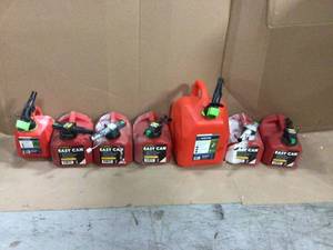LOT OF 5 Gal. Smart Control Gas Can by Scepter Customer Returns See Pictures