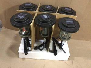 20 Lumens Solar 2-Tone Black and Gray Diecast LED Landscape Path Light with Seedy Glass and Vintage Bulb&nbsp Customer Returns See Pictures