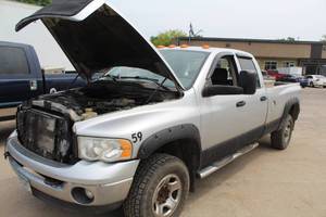 2004 Dodge 3500 Ram SLT Laramie 4 Door Extended Quad Cab Pickup Truck