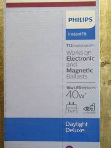 10 Pack - 40-Watt Equivalent 4 ft. Linear T12 InstantFit LED Tube Light Bulb Daylight Deluxe (6500K) - 10 Pack
