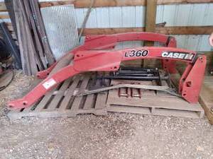 Case IH- L360 quick attach plate, t...