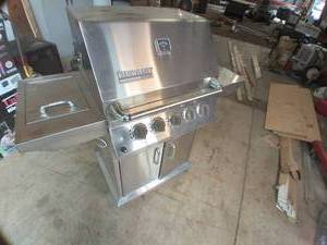 Ducane Stainless Steel Gas GrillRo...