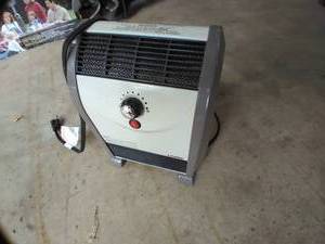 Lasko Electric Movable Air Heater f...